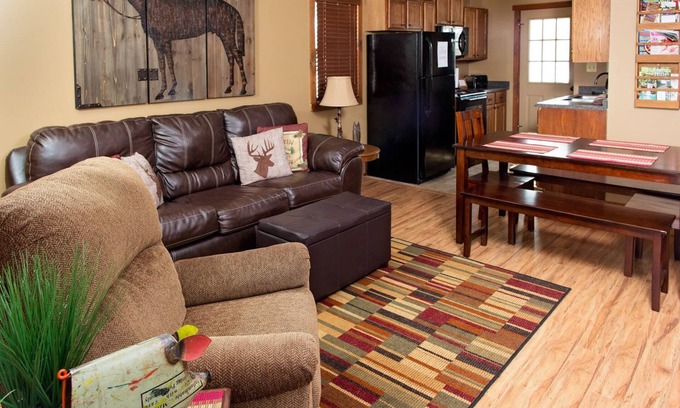 Laurelville Cabin | Prancing Doe sleeps 6, or rent all 4 for 20. Horseback riding across the Rd!