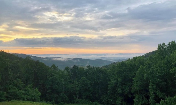Moravian Falls Cabin | Prayer Mountain View Cabin | Fire Pit