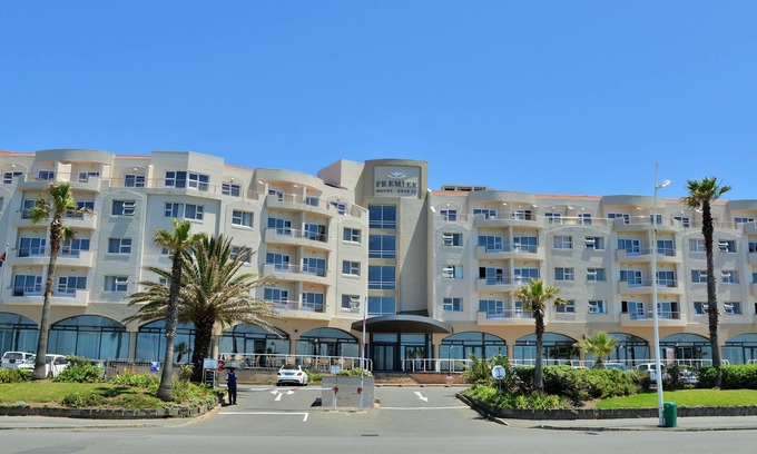 Quigney Beach Hotel | Premier Hotel Regent