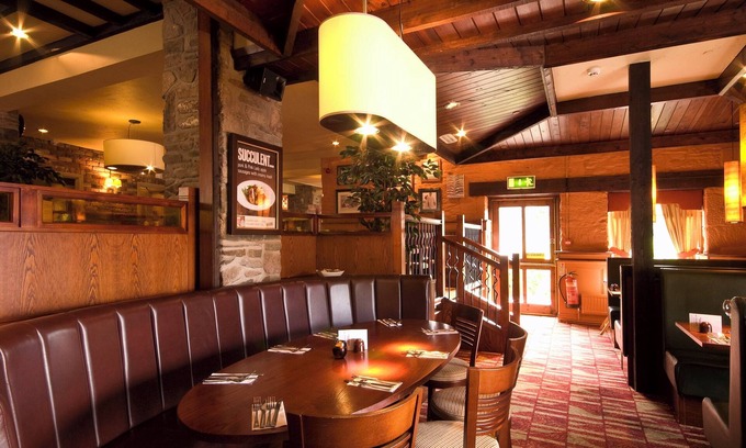 Glenisla Hotel | Premier Inn Dundee West