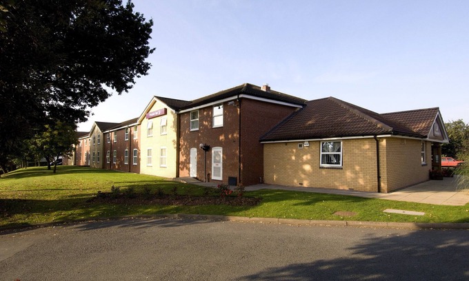 Hereford Hotel | Premier Inn Hereford Holmer