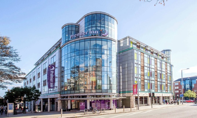 Nottingham City Centre Hotel | Premier Inn Nottingham Cc - Chapel Bar