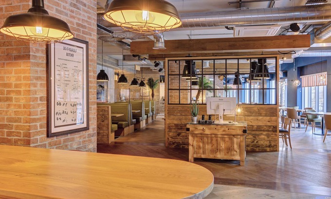Portsmouth Hotel | Premier Inn Portsmouth Dockyard