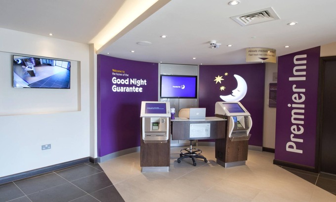 Havant Hotel | Premier Inn Portsmouth Havant South