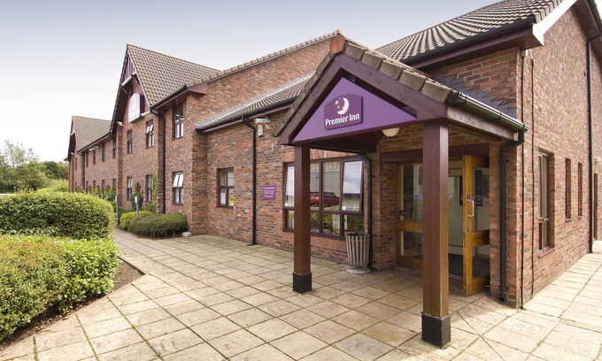St Helens Hotel | Premier Inn St. Helens South