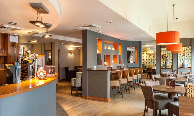 Castle Hotel | Premier Inn Swansea City Centre