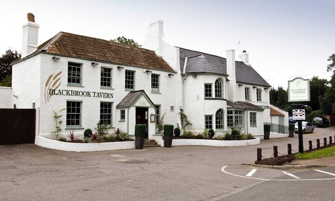 Taunton Hotel | Premier Inn Taunton Ruishton - M5 J25