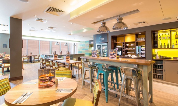 Tenby Hotel | Premier Inn Tenby Town Centre
