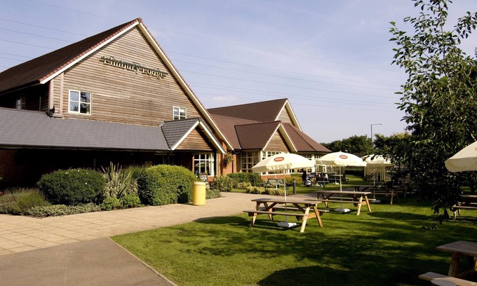 Northway Hotel | Premier Inn Tewkesbury