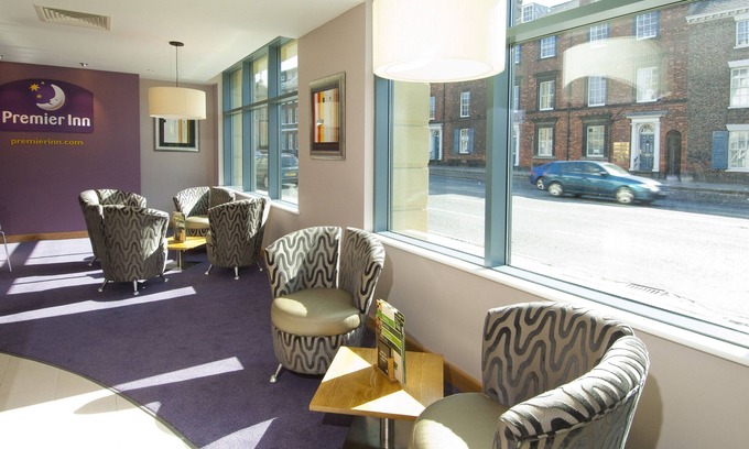 York Hotel | Premier Inn York City - Blossom St South