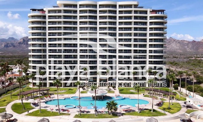 San Carlos Condo | Premier Playa Blanca Condo 406: 1BR,1.5BA,Beachfront,Ocean View, Hotel Services