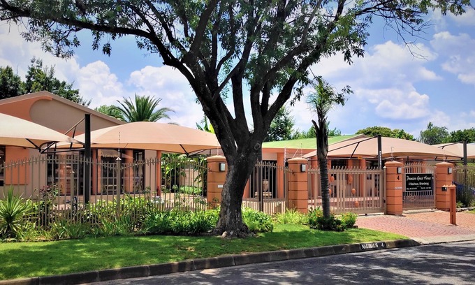 Brandwag House | Premiere Guest House