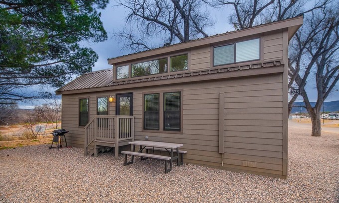 Camp Verde Cabin | Premium Cabin Sleeps 8 (2 Bedroom w/loft and sofa sleeper) at Resort