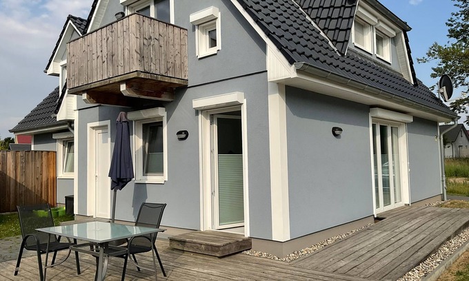 Boiensdorf House | Premium double holiday home with 2 apartments with sauna, whirlpool - Premium