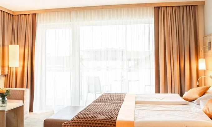 Mondsee House | Premium double room with terrace - Hotel Krone