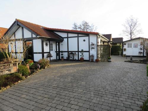 Hollern House | Premium-Ferienhaus Deichblüte im Feriendorf Altes Land