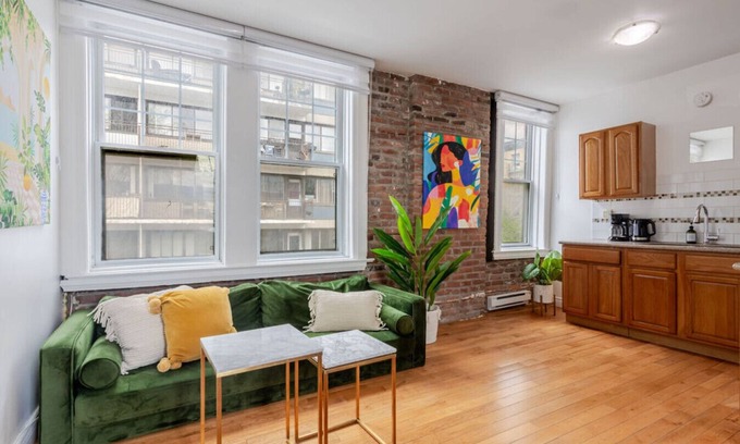 Shaughnessy Village Apartment | Premium location | Amazing 3BR downtown MTL
