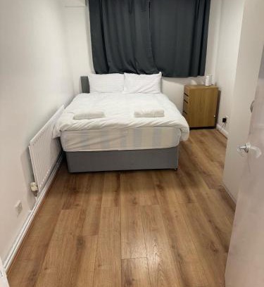 St. Johns Wood Apartment | Premium one bedroom Baker Street