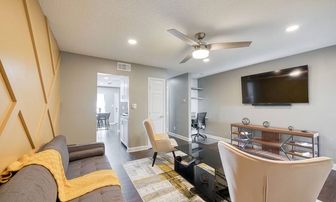 Peachtree Corners House | Premium Townhome #2 w/2 King Beds & Luxury Baths