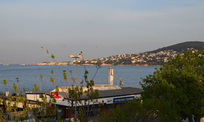 Adalar House | Prenset Pansiyon