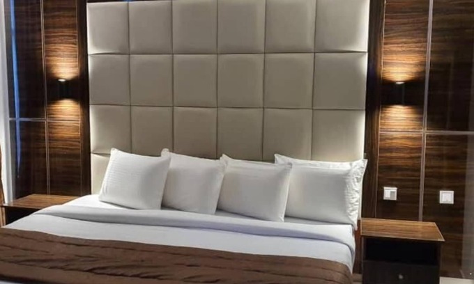 Ikeja Hotel | Presken Hotel Reliance