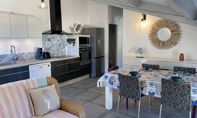 Giens Apartment | Presqu'île de Giens, new T2, "La Longue",