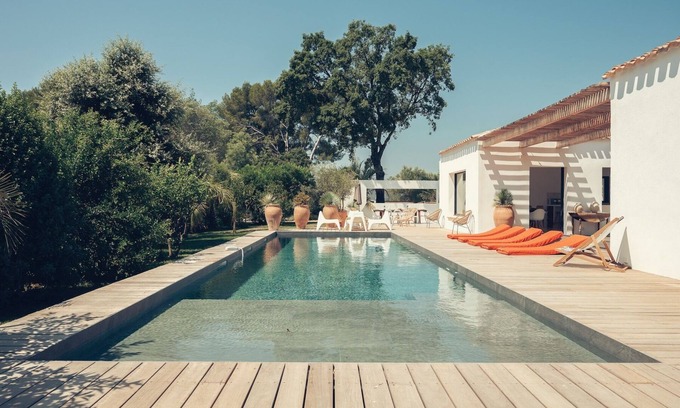 La Londe-les-Maures Villa | Prestigious villa in the heart of a vineyard near BORMES-LES-MIMOSAS