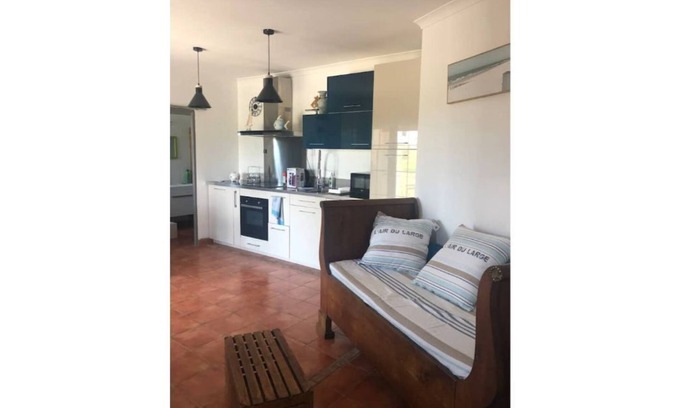 Collias House | Pretty bucolic F1
