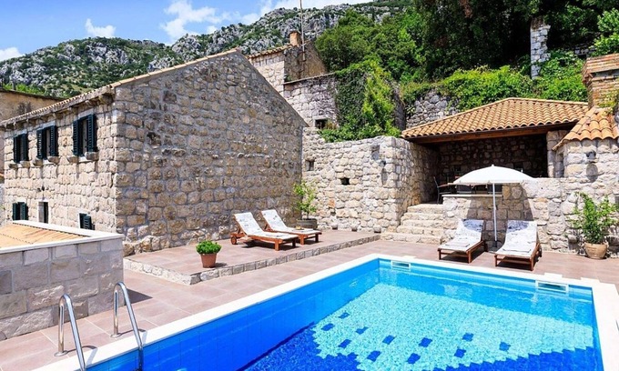 Mihanici Villa | Pretty Stone Cottage with a Private Pool in the Konavle Valley - 30mins from Dubrovnik!