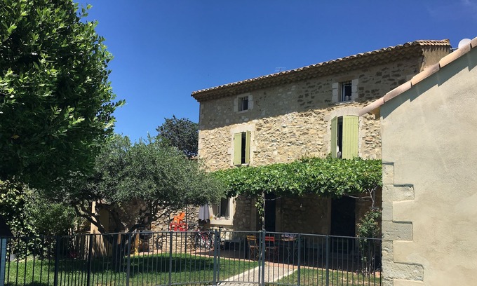Pujaut House | Pretty Village House near Avignon