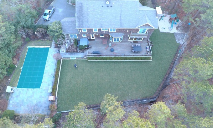 East Quogue House | Price Break! Ultimate Hamptons Escape in East Quogue, 7 bedrooms