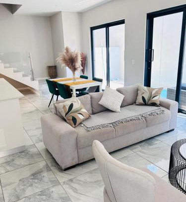 Greater Johannesburg Metropolitan Area House | Prime 3 Bedroom Bryanston Townhouse in Secure Estate