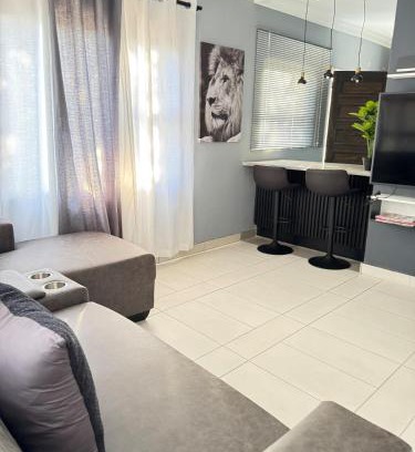 Windhoek Apartment | Prime 3bedroom Guest & Self-Catering Accomodation