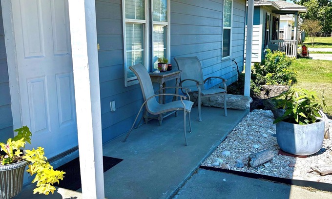 Flour Bluff House | PRIME LOCATION IMMACULATE COZY GETAWAY MINUTES FROM BEACH &DOWNTOWN