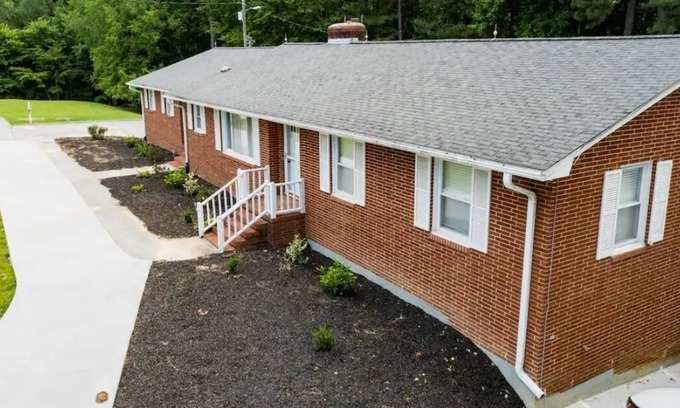 Cary House | Prime Location inside RTP & close to everything.