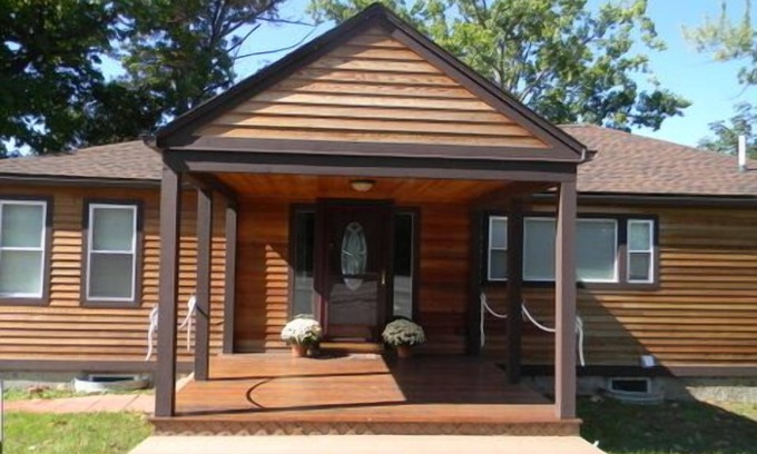 Town of Varick House | Prime location - Ranch House on Seneca Lake