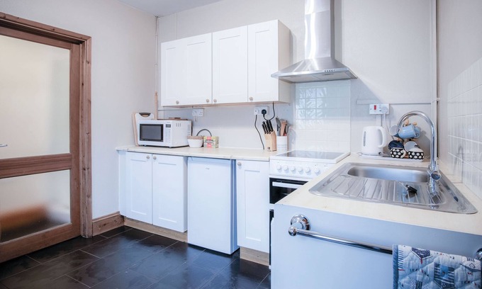 Tavernspite Cottage | Primrose - 1 Bedroom Cottage - Llanteg