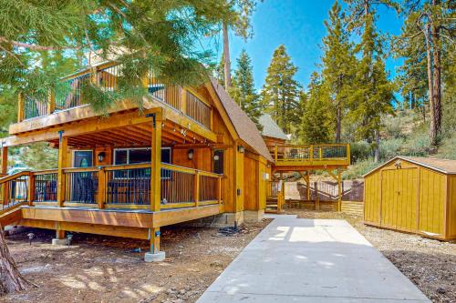 Upper Moonridge House | Primrose Cabin #709
