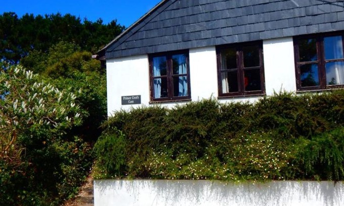 Mount Hawke House | Prince Croft Cottage