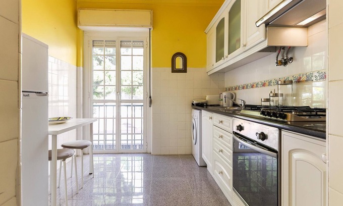 Merces Apartment | Principe Real Balcony by Homing