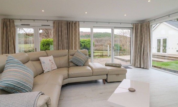 Barnstaple Cottage | Priory House