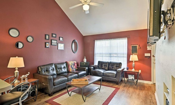 Tallahassee House | Pristine Tallahassee Townhome Near FSU & Golf!