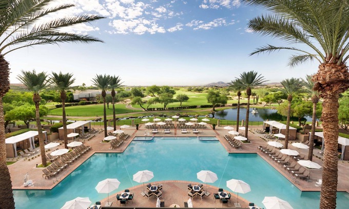 North Scottsdale Hotel | Privado Villas at the Fairmont Scottsdale Princess