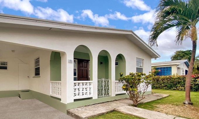 Cane Hill House | Private 3BR Tropical Paradise near Oistins
