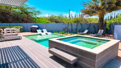 Esmeralda House | Private 3brvillaclose2best Beaches 2 Pools Naturev