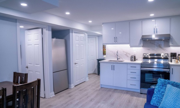Central Erin Mills Apartment | Private and Legal Basement Apartment!