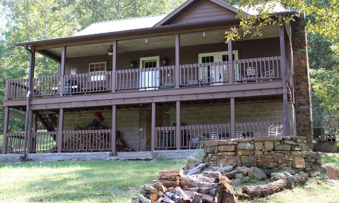 Mountain View House | Private and Secluded 3 BDR Home in Mountain View – Natural Wonders Abundant!
