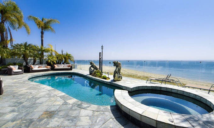 Coronado House | Private Beach front 4bed 4bath Beautiful House at Coronado Island