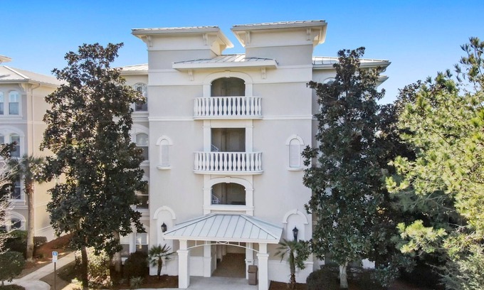 Seagrove Beach Villa | PRIVATE BEACH <100yds, Heated Pool, Gated Community, Ground Floor Villa!