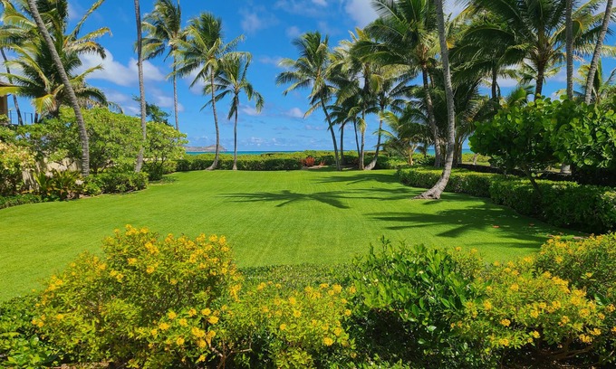 Kailua Cottage | Private Beachfront Cottages - Sleeps 8 Comfortably-3bedroom/3 bath